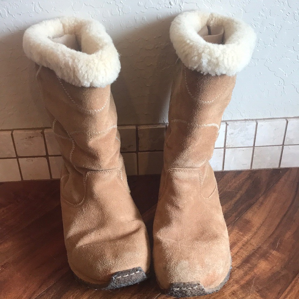 Ugh Stitch Boots
